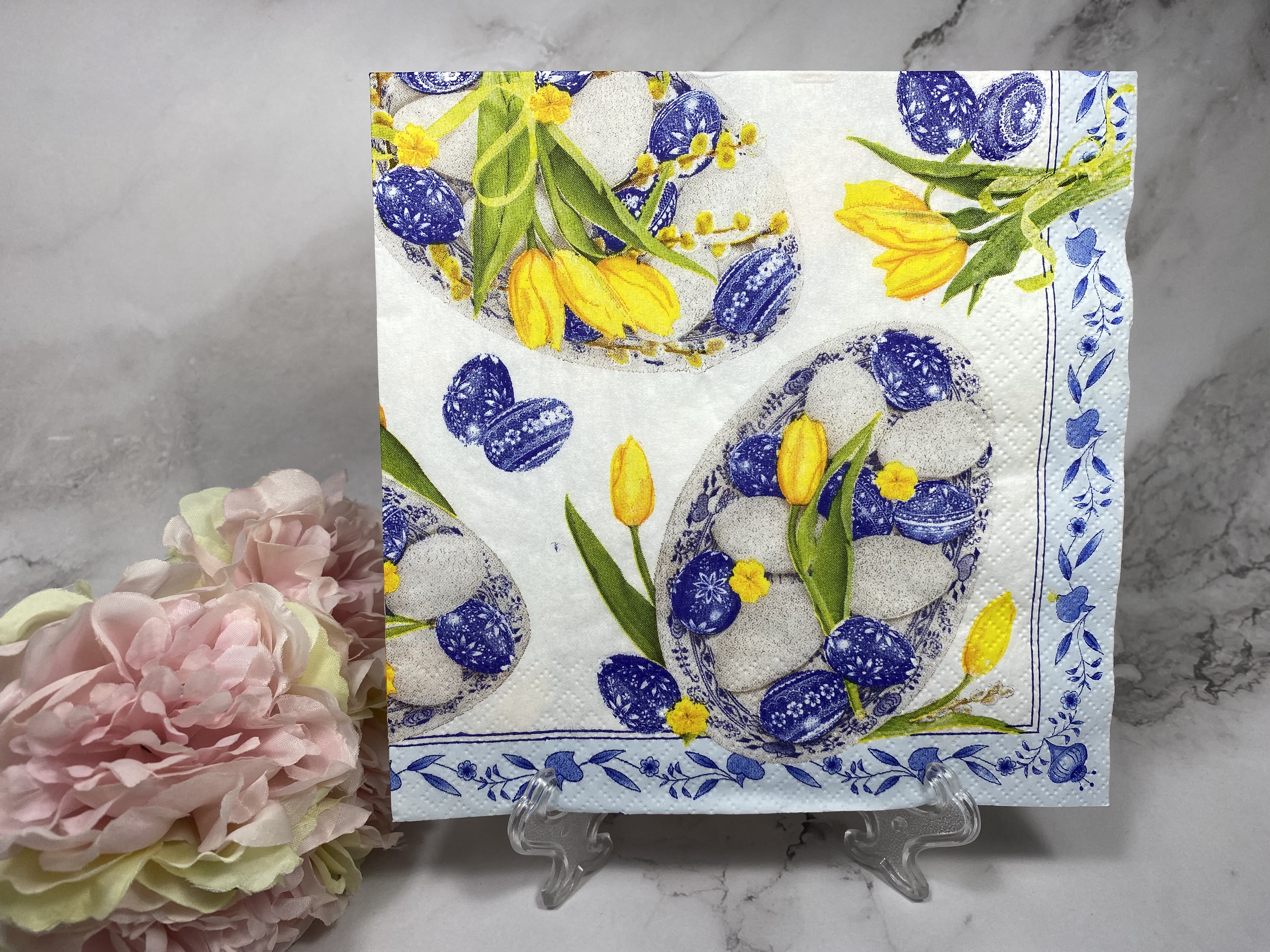 Maki delfts blauw eieren gele tulpen servet nr P5