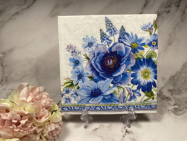 IHR Delfts blauw diverse bloemen servet nr H502