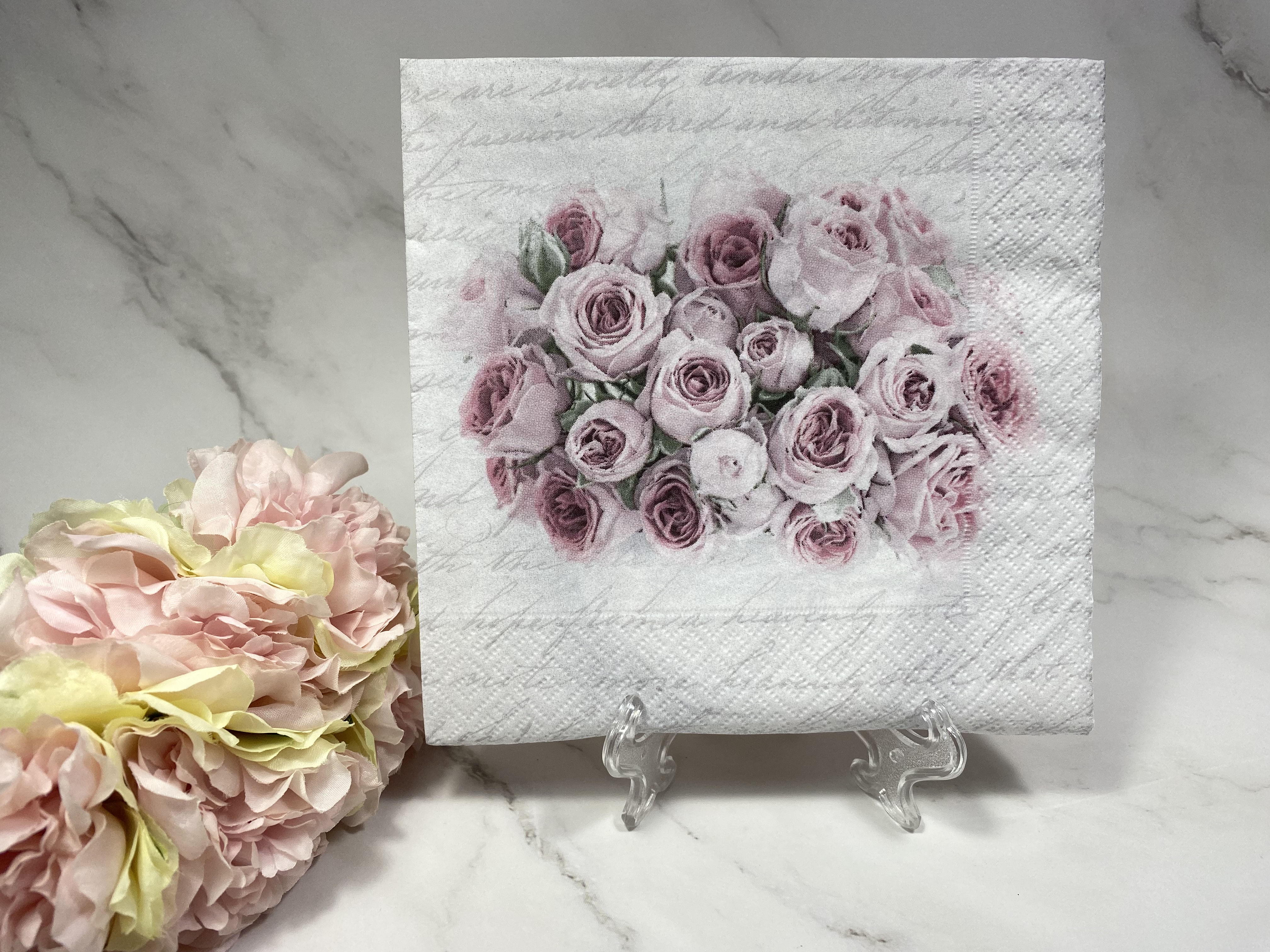 Sagen roze rozen op brief servet nr HM210