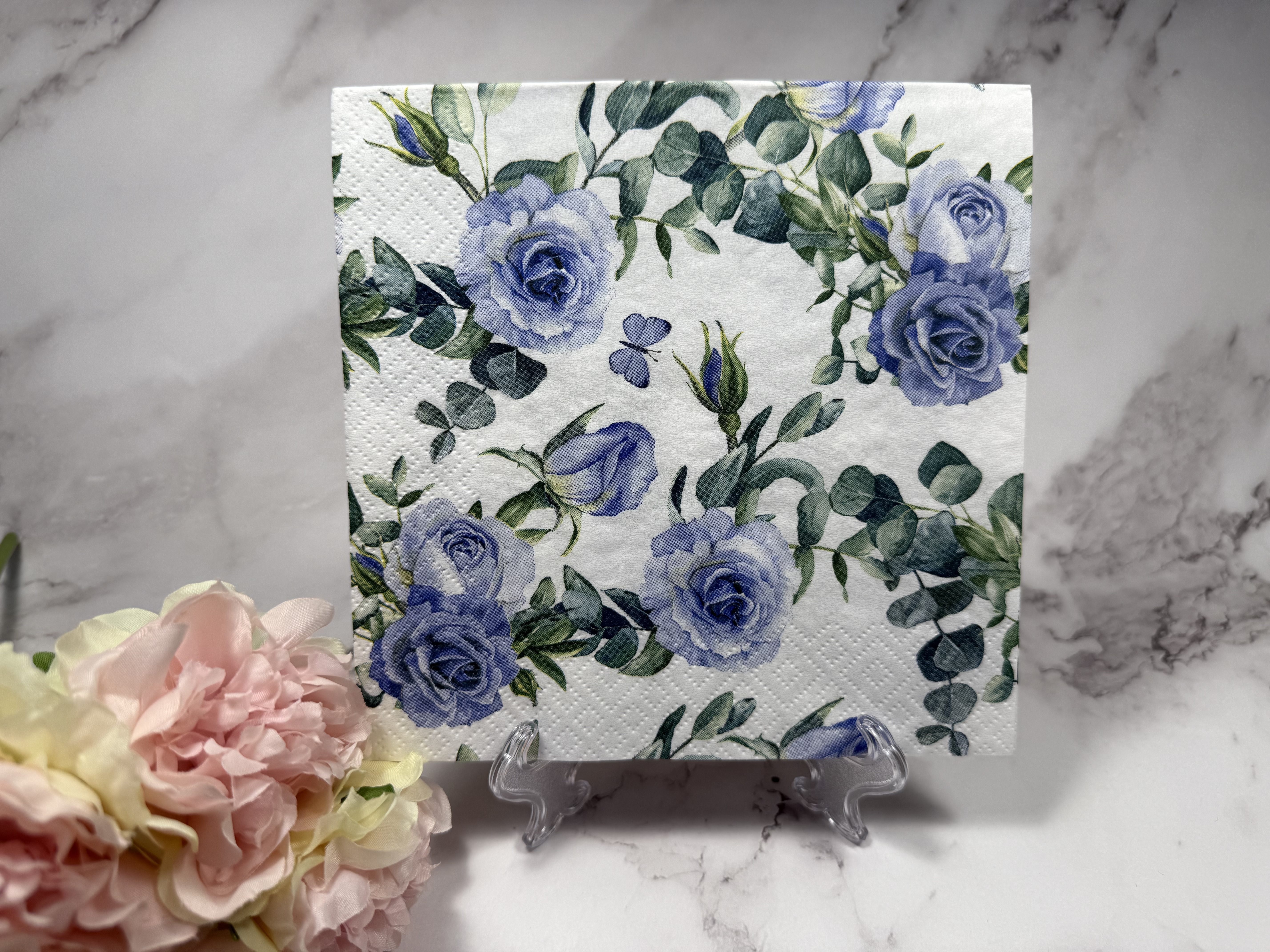 Ti flair blauwe rozen en vlinder servet nr HM87