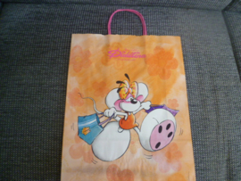 Diddlina met tassen grote papieren kado tas