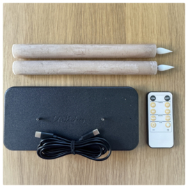 Led set |  2 beige led kaarsen + oplaadstation + ab