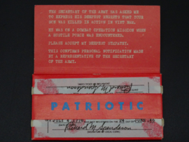 Patriotic rolling papers red - 1970's
