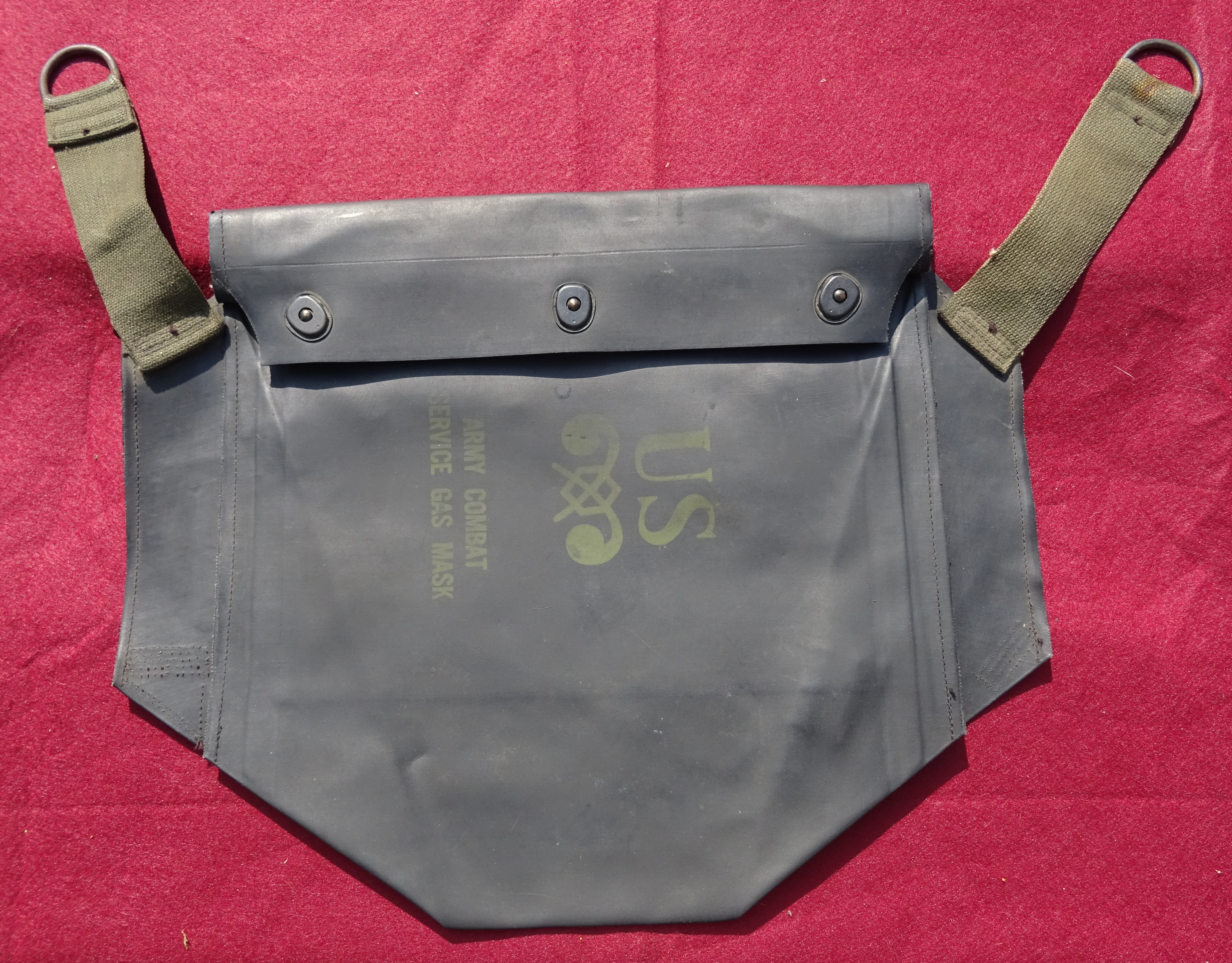 US Army Combat Service Gas Mask WW2