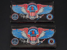 Patriotic rolling papers black - 1970's