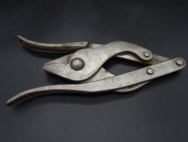 British wire cutters 1940