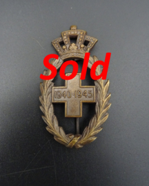 Belgian 1940-1945 Red Cross Badge