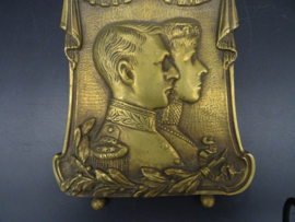 Belgian brass plaque King Albert and Queen Elisabeth WW1