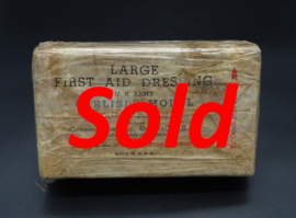 US Large first aid dressing