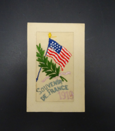 WW1 US silk embroidered postcard Souvenir de France 1919