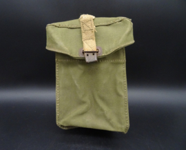 British WW2 MkII Lightweight Gas Mask Bag dated 1943