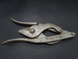 British wire cutters 1940