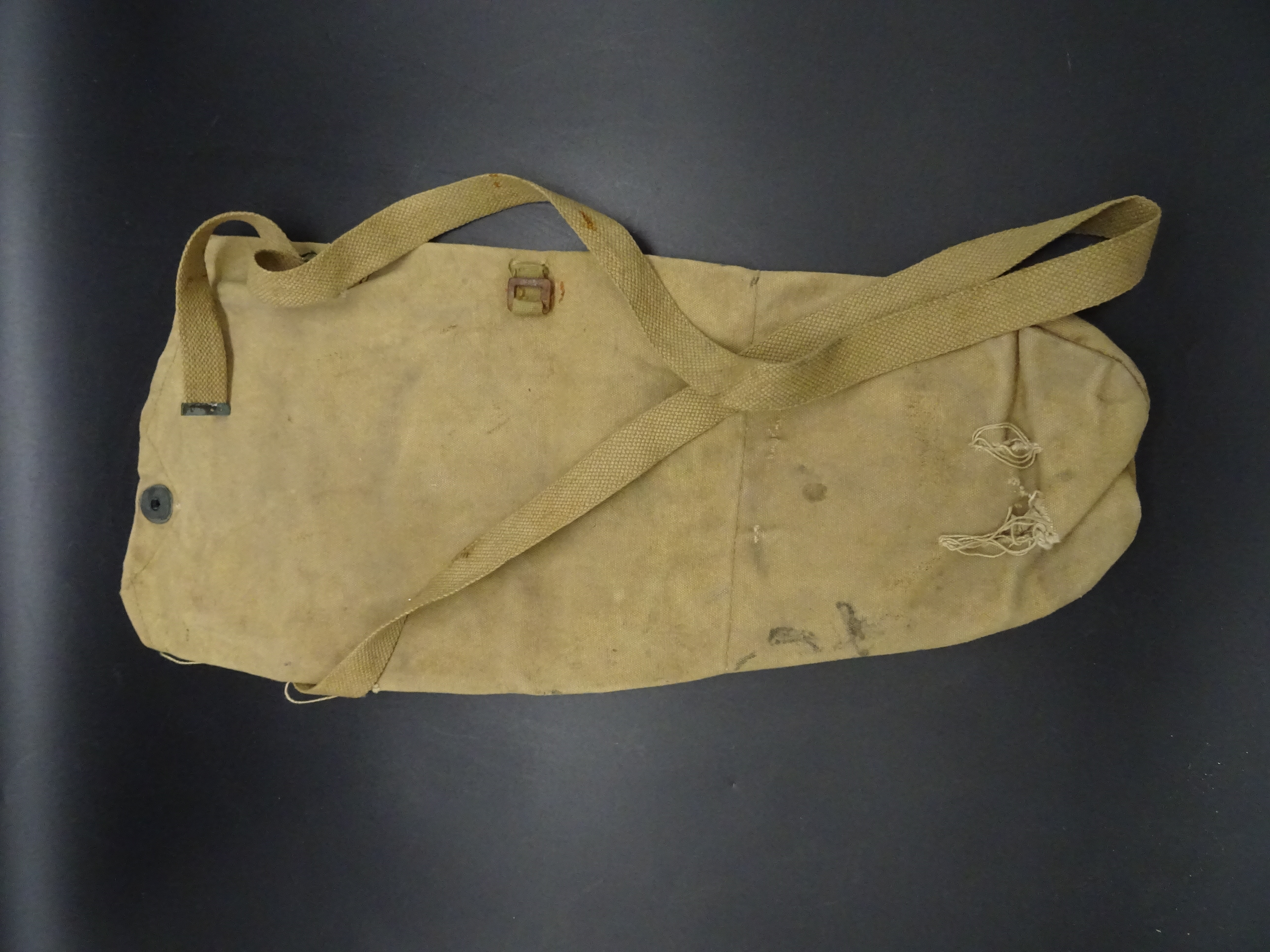 US Training gas mask bag ww2