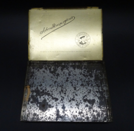 Player's Navy Cut cigarettes tin