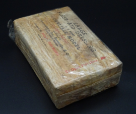 US Large first aid dressing