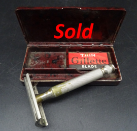 British Gillette razor in box WW2