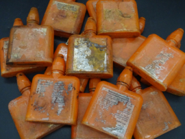 German hautentgiftungsmittel bottles