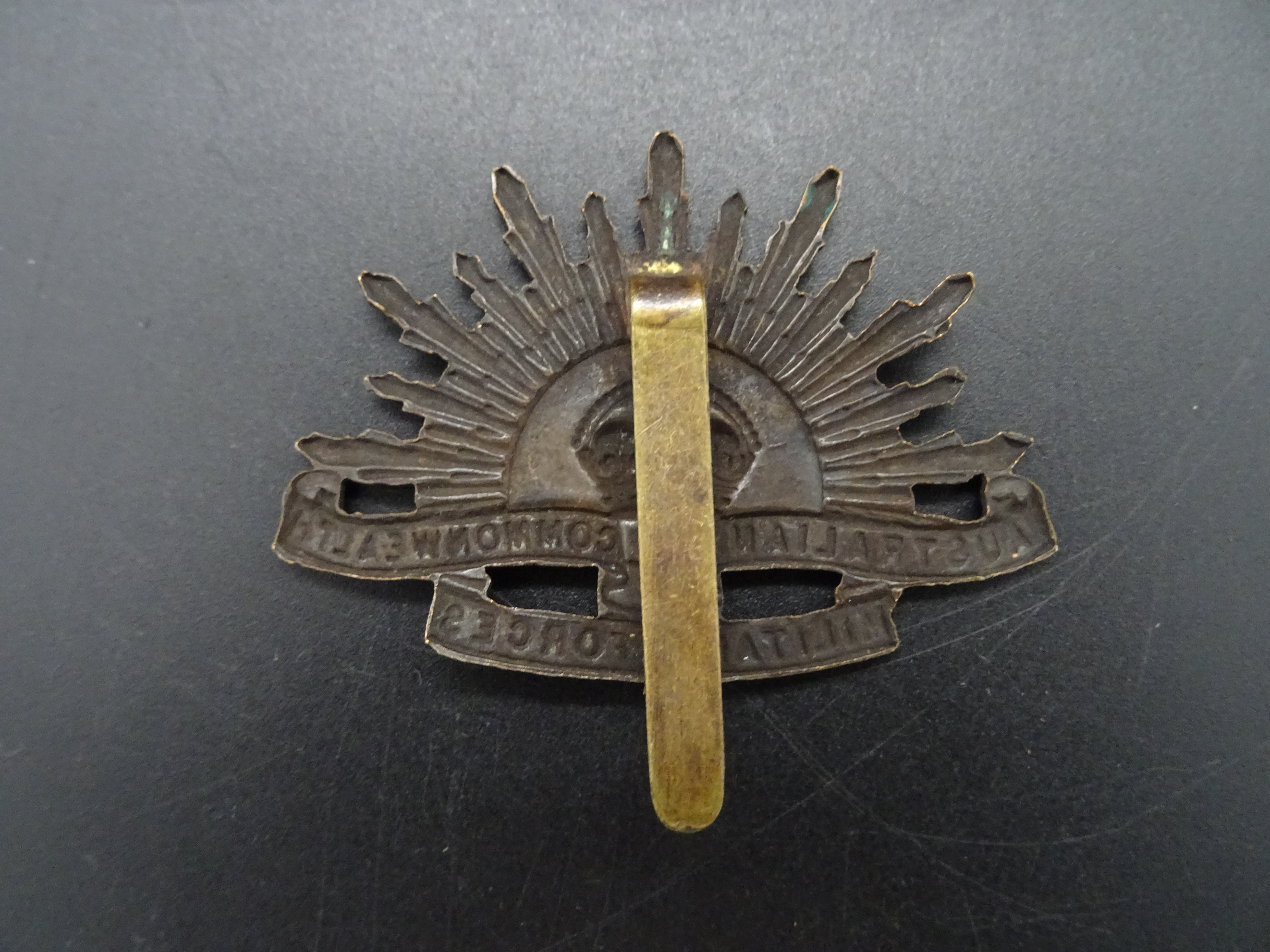 Australian Commonwealth Military Forces cap badge