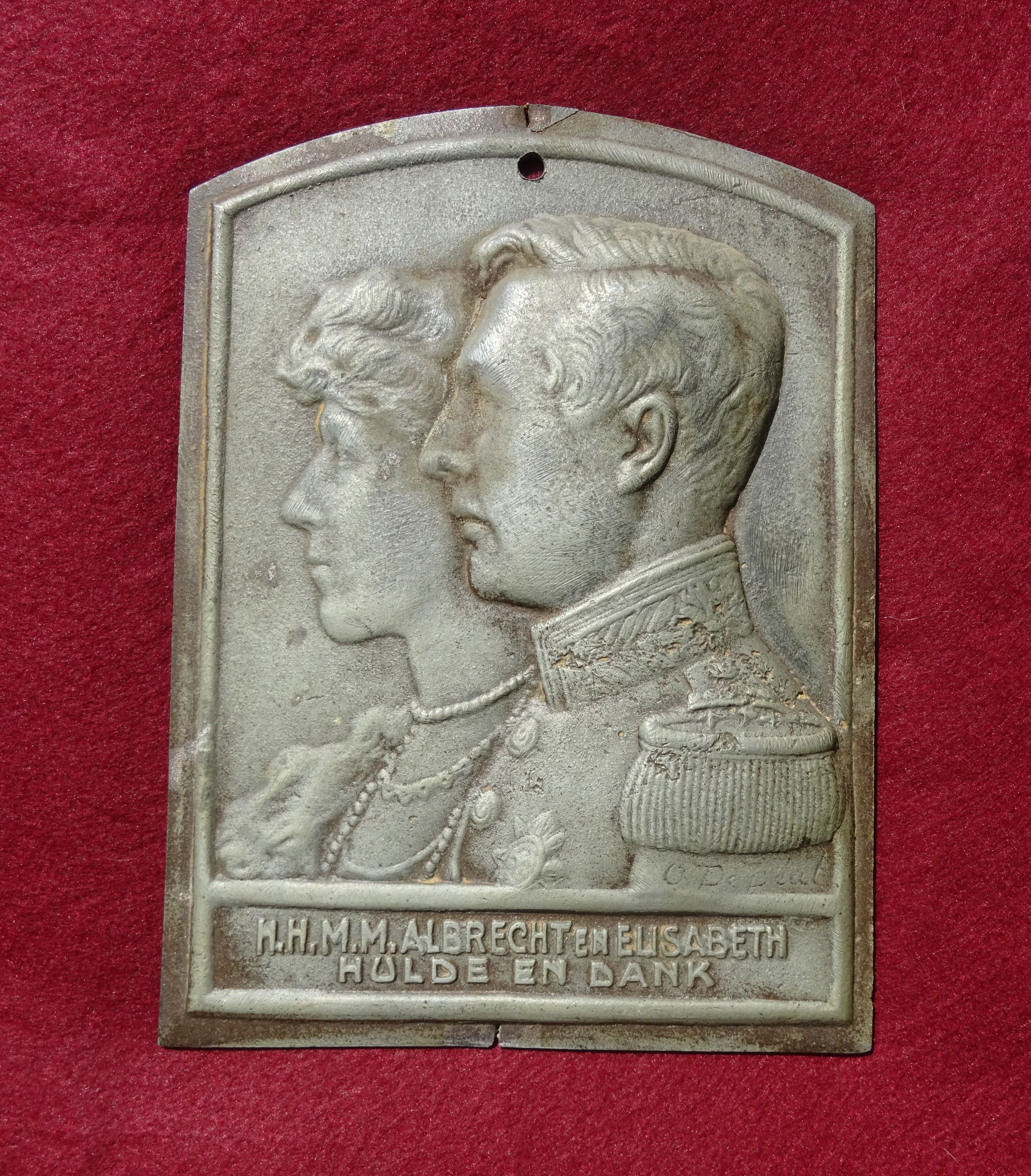 WW1 Remembrance plaque King Albert I & Queen Elizabeth