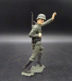 Marx six inch soldiers - German