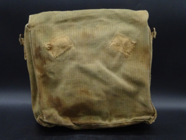 British P37 Small Pack