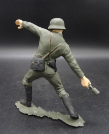 Marx six inch soldiers - German