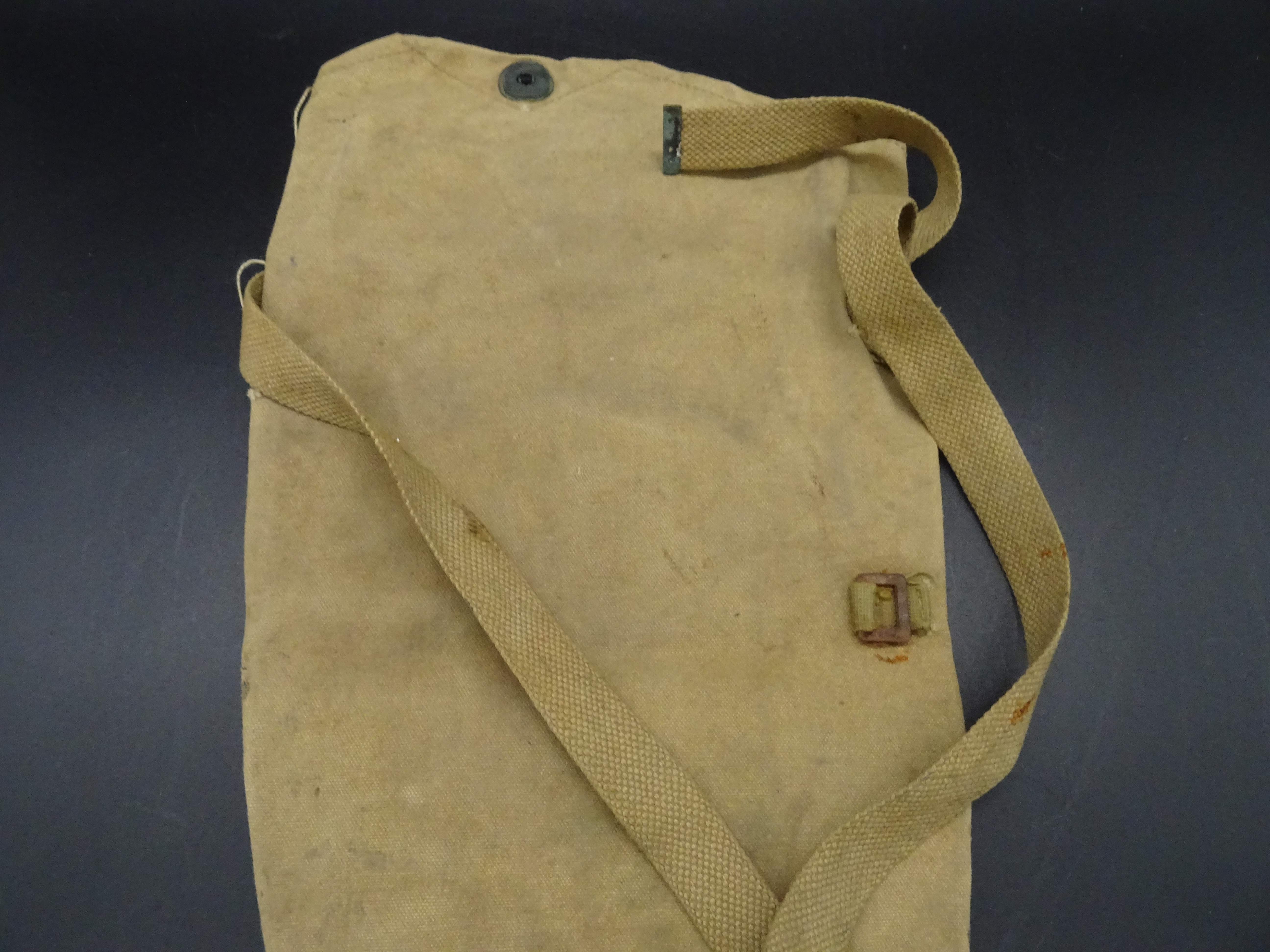 US Training gas mask bag ww2