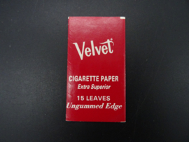 Velvet cigarette papers ww2
