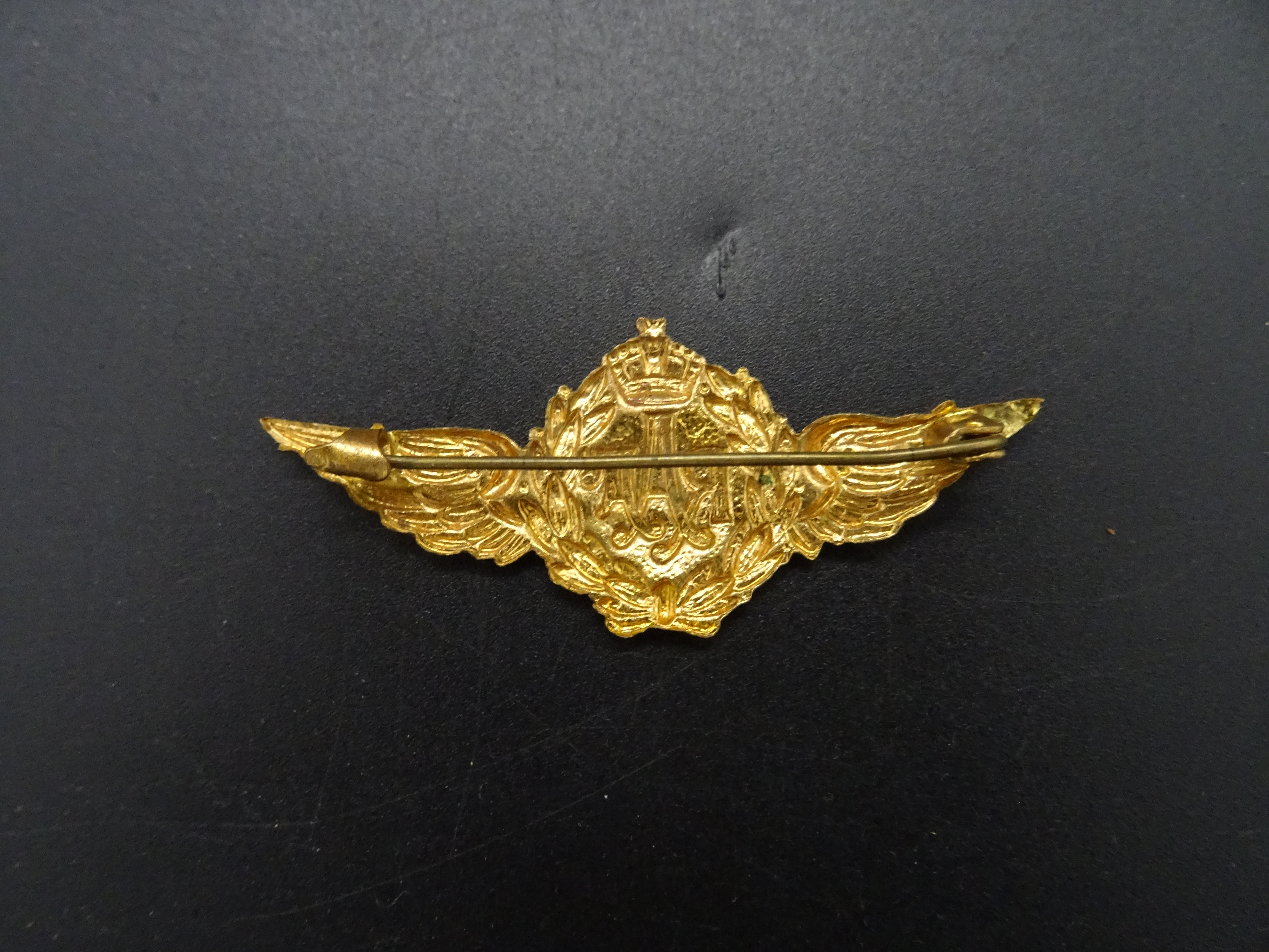 RAF sweetheart pin ww2