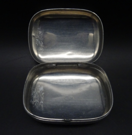 British soap tin 1945