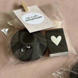 Cadeausetje met kaarsje (groen/roze) en kaartje naar keuze
