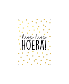Minikaartje ‘Hiep hiep hoera’ wit