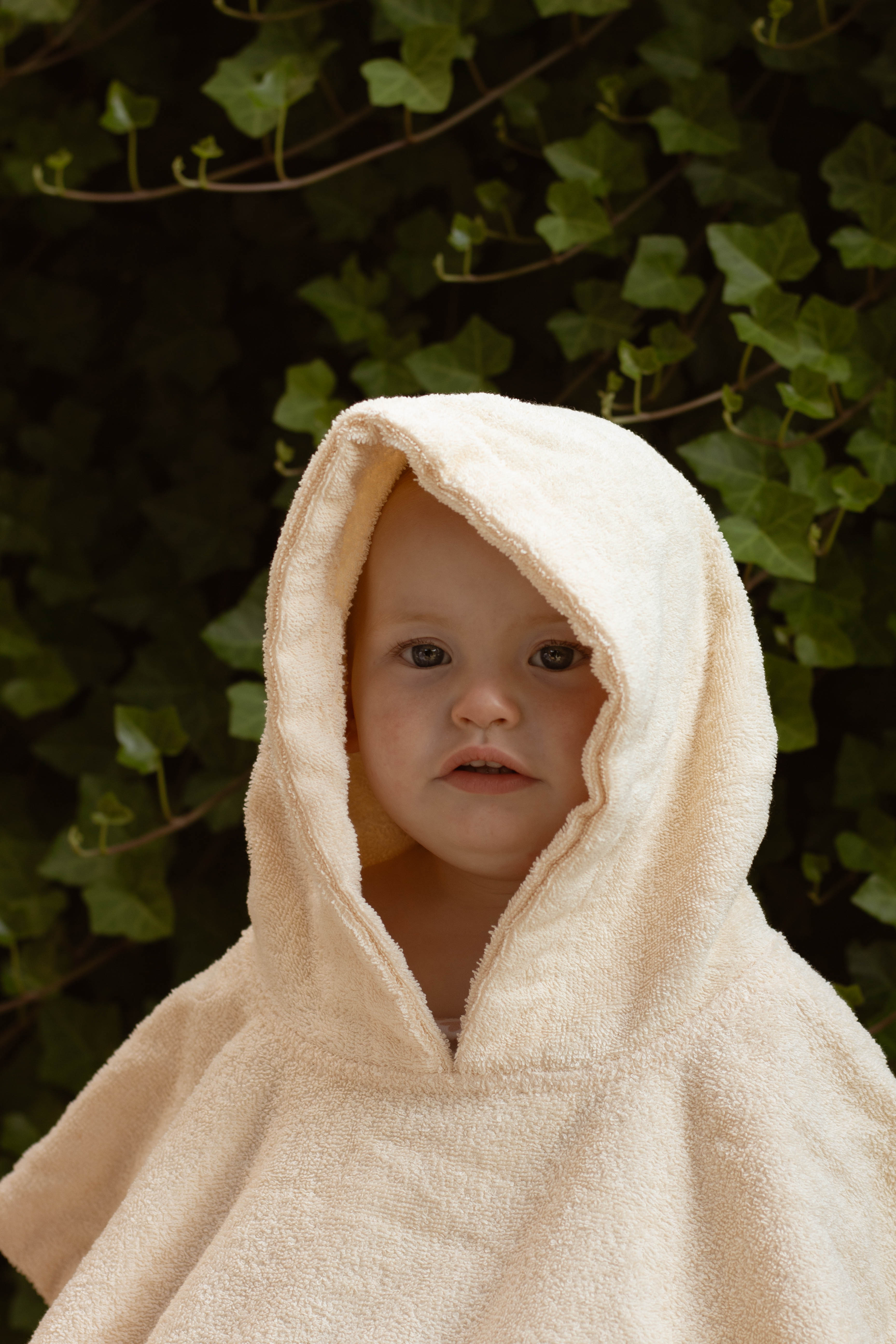 Badponcho met naam  - Beige sandstone
