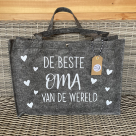 Vilten tas De beste OMA van de wereld