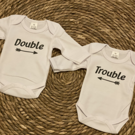 Double Trouble set van 2 rompertjes