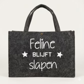 Vilten tas ... blijft slapen