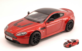 Aston Martin V12 Vantage - rood - 1/24