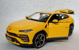 Lamborghini Urus - geel - 1/18