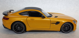 Mercedes AMG GT R - metallic geel - 1/24
