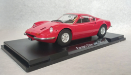 Ferrari Dino 246 GT - rood - 1/18