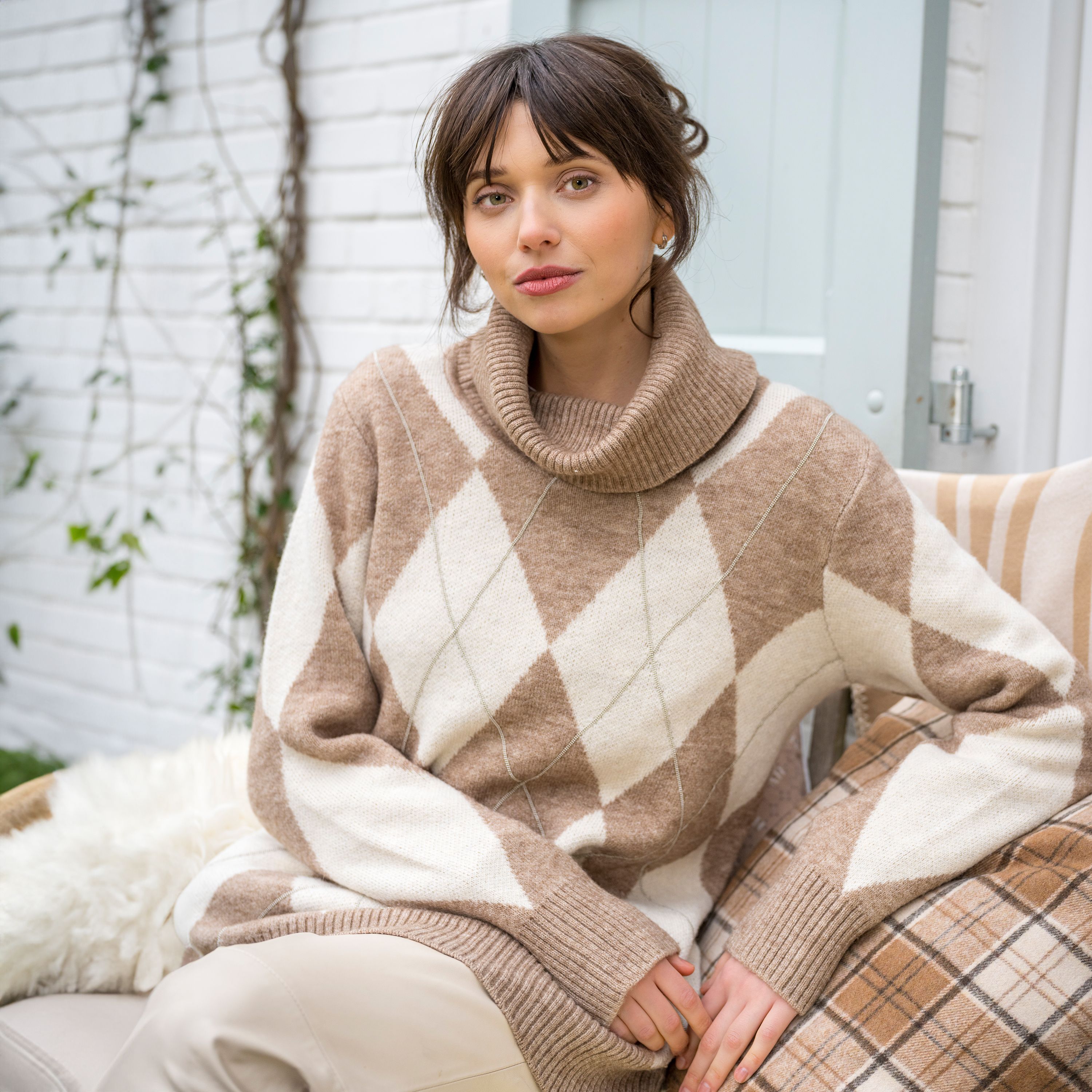 Trui Miya Light Taupe HV Society