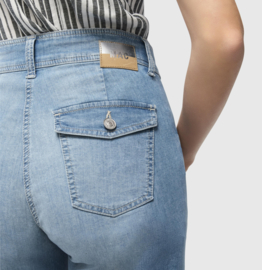 Jamie Cropped D440 Mac