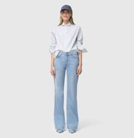 Wide Light Blue Denim D296 Mac