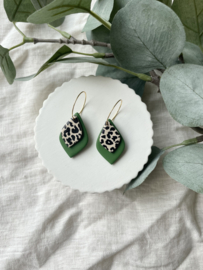 Lyna • print • leopard and green
