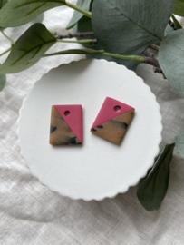 Amulet • patroon • roze en hoorn