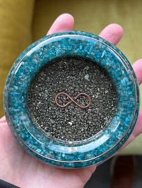 Bakje orgonite Apatiet en Pyriet 10x2,5