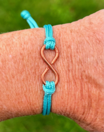 Armbandje turquoise met infinity van Koper