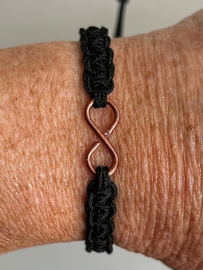 Armband zwart met infinity van Koper