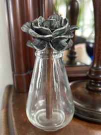 Kleine roos van Lood met steel van Koper 13x6cm