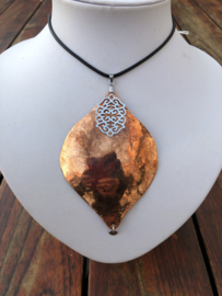 Ketting met Koper-ornament  met rvs bedel (9,5x6,5)